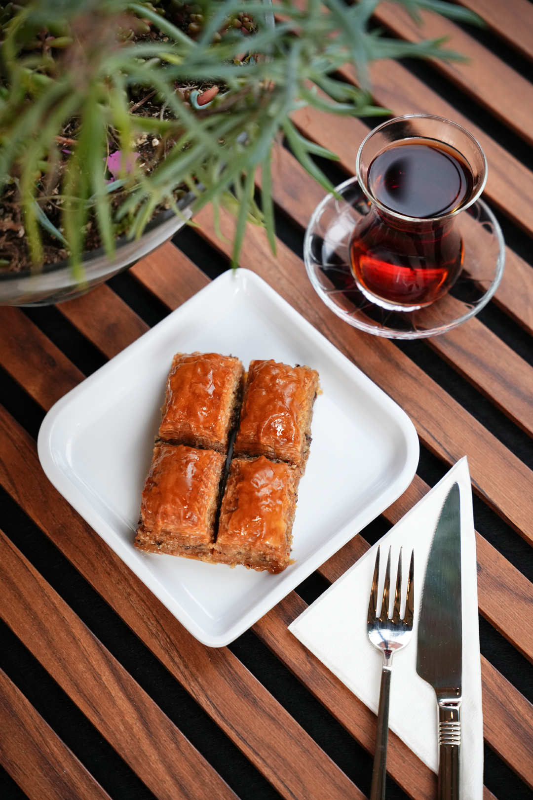 CEVİZLİ BAKLAVA